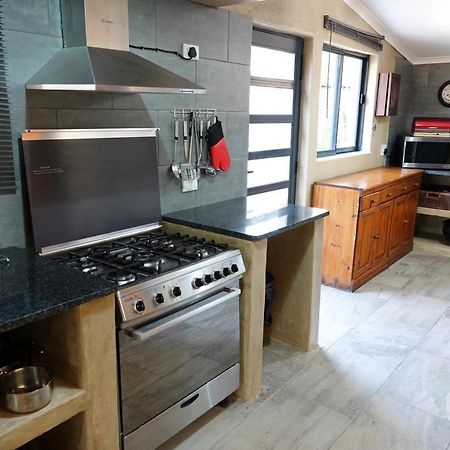 Kruger River Holiday Home Marloth Park Bagian luar foto