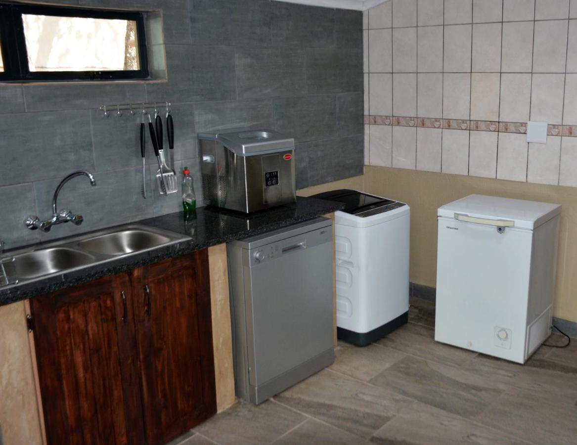 Kruger River Holiday Home Marloth Park Bagian luar foto