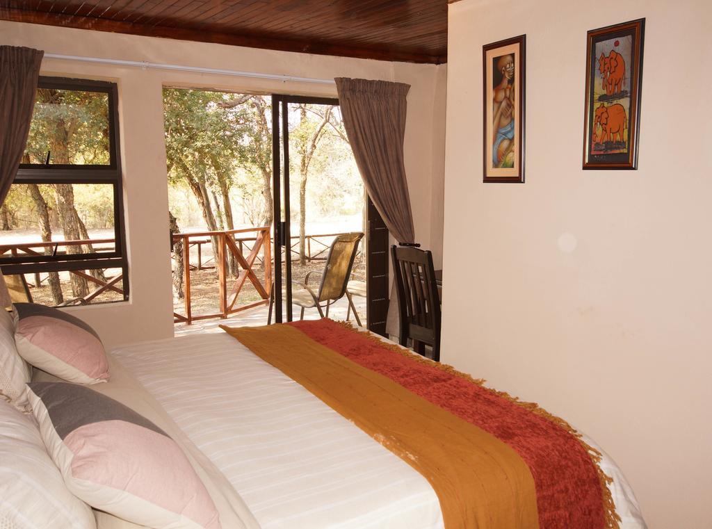 Kruger River Holiday Home Marloth Park Bagian luar foto